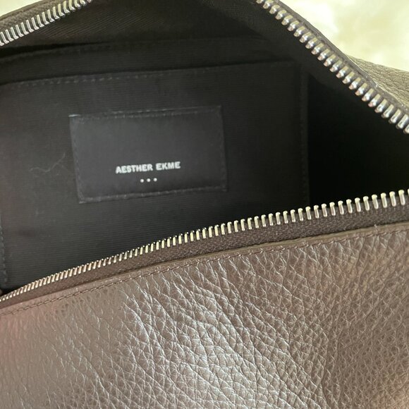 Aesther Ekme Soft Lune Shoulder Bag in Dark Truffle Grain Leather - Picture 10 of 10